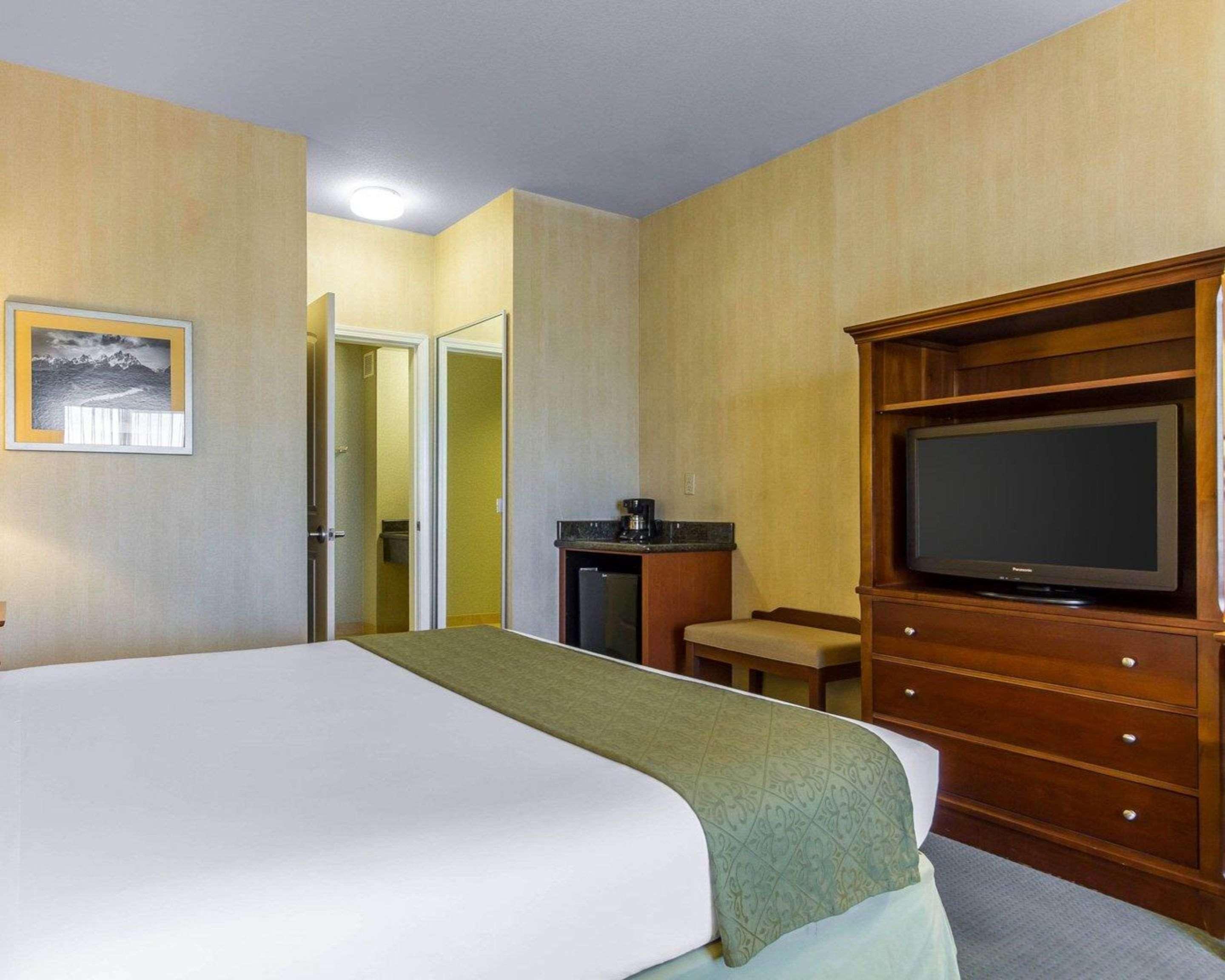 Quality Inn & Suites Livermore Wine Country Exterior photo