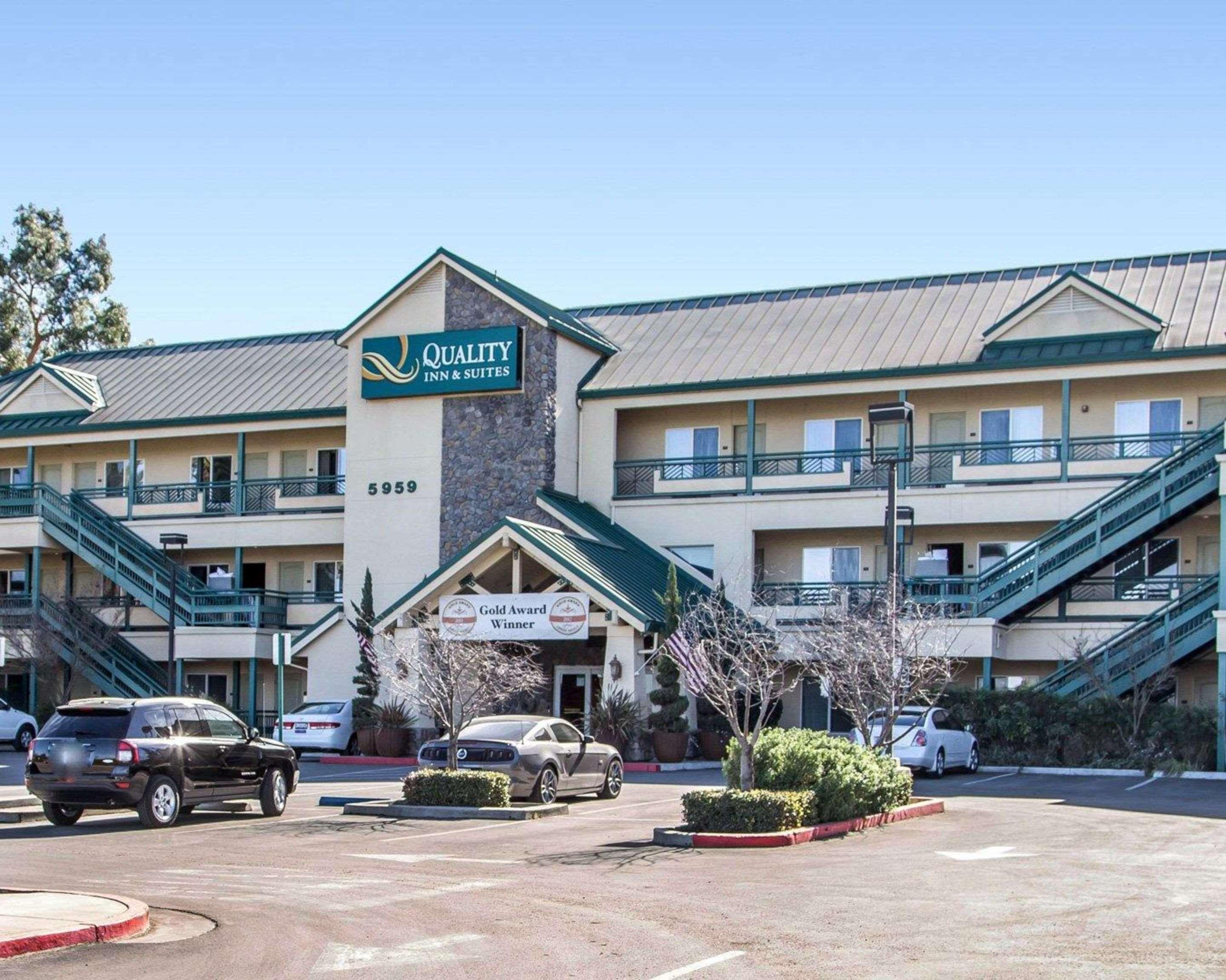 Quality Inn & Suites Livermore Wine Country Exterior photo