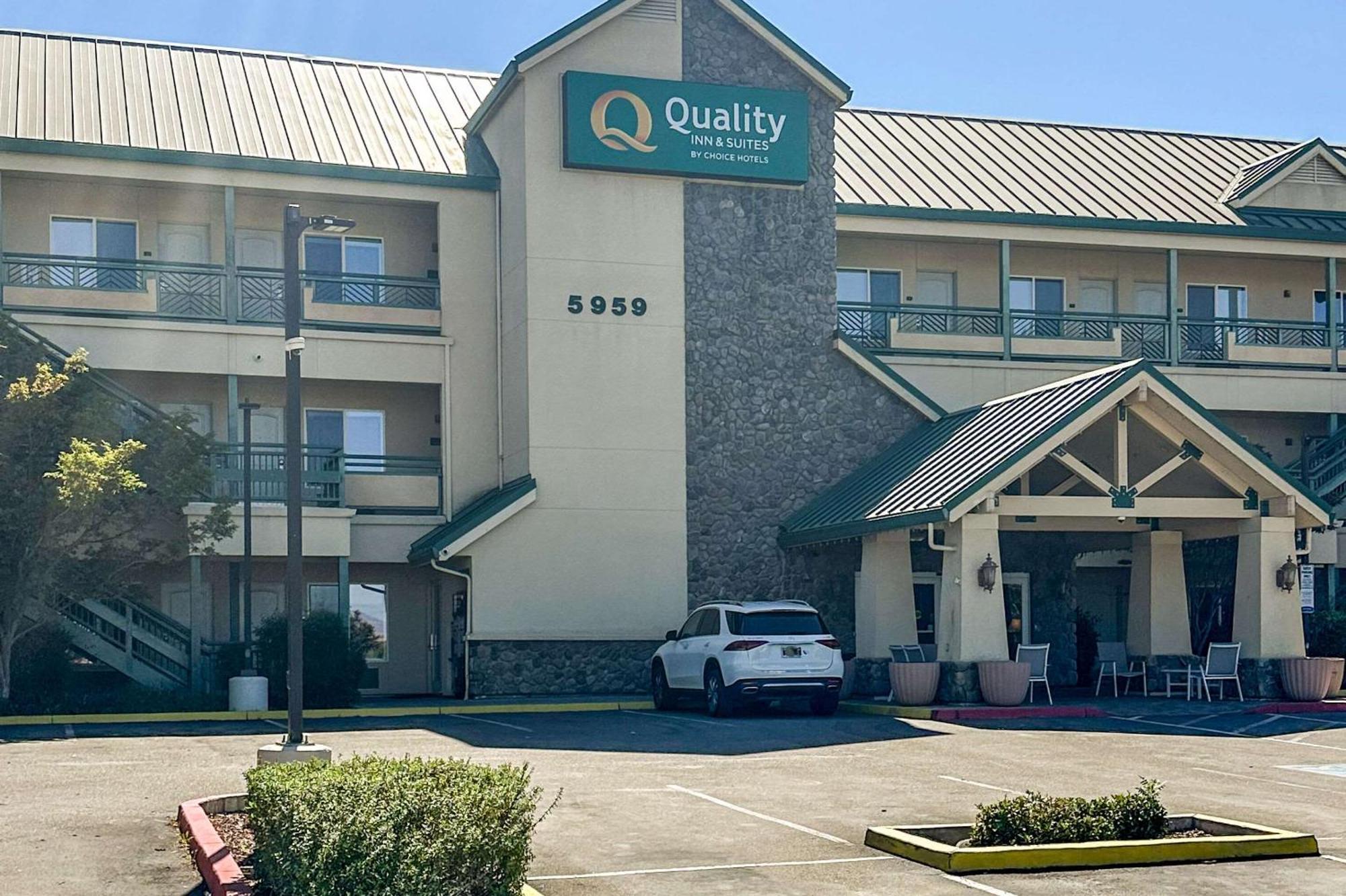 Quality Inn & Suites Livermore Wine Country Exterior photo