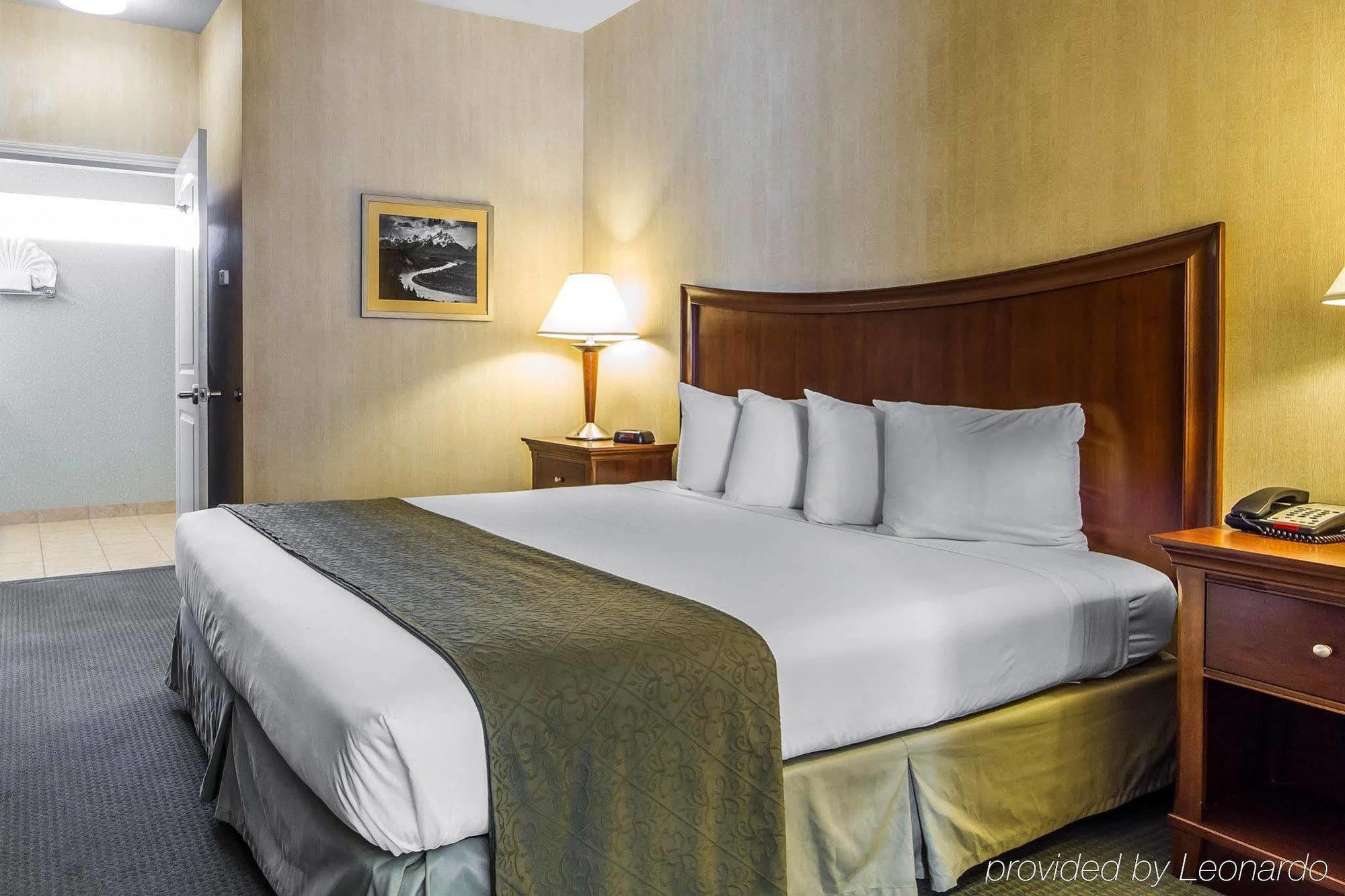 Quality Inn & Suites Livermore Wine Country Exterior photo